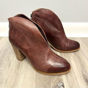 Antelope Boots Women’s EU 38 / US 7-7.5 Brown Leather Slit Heeled Ankle